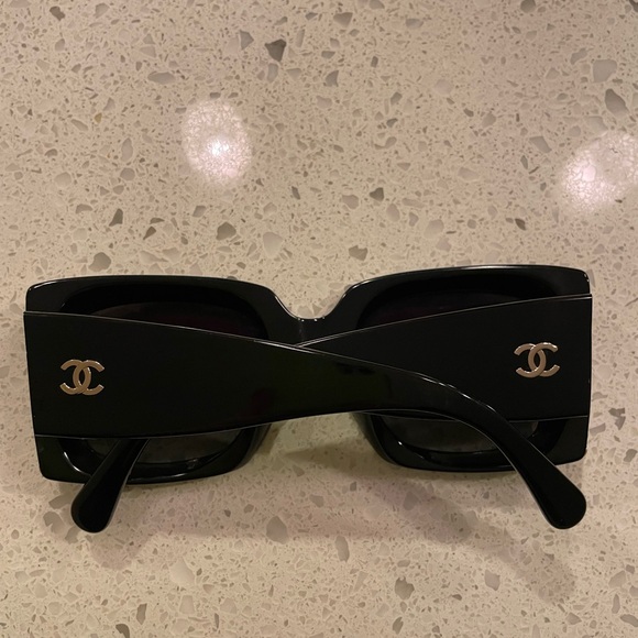 CHANEL Acetate Pearl Rectangle Sunglasses - Picture 8 of 10